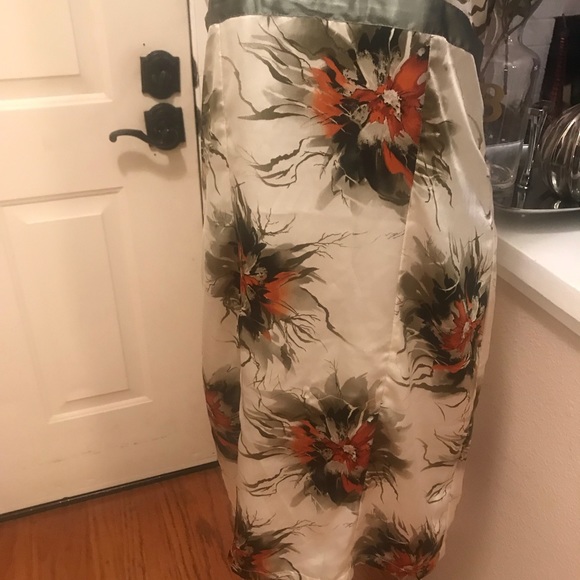 Amanda Bachalli Floral Dress - Picture 6 of 8